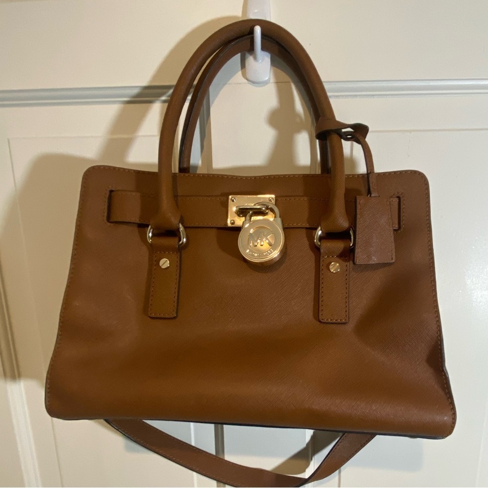 Michael Kors Hamilton East Shoulder Bag Like New